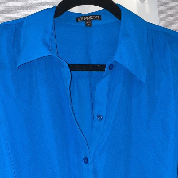 TURQUOISE BLUE BLOUSE! Button down and tie knot front! - Picture 6 of 12